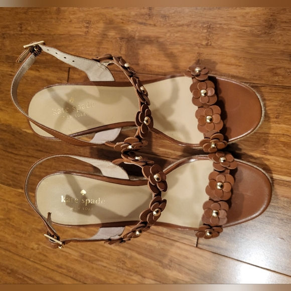 Kate Spade Brown Leather Floral Strap Espadrille Wedge Sandals 8 - Picture 3 of 10
